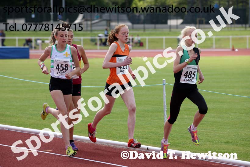Under-17 womens 1500 metres. Photo: David T. Hewitson/Sports for All Pics